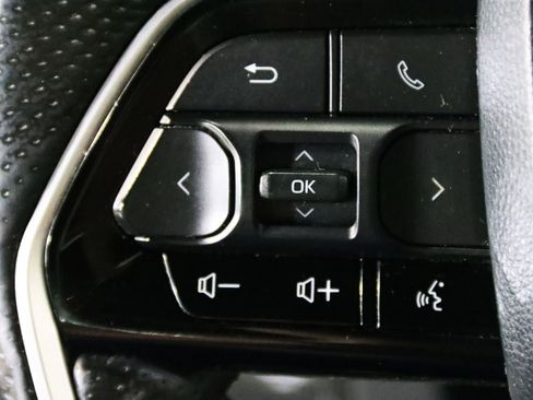 Used 2024 Toyota Tundra Capstone AWD/4WD image 21