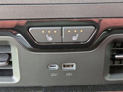 New 2026 GMC Sierra 1500 AT4X w/ LPO, Black Badging Package image 15