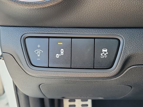 Used 2023 Kia Forte GT-Line w/ GT-Line Premium Package FWD image 25