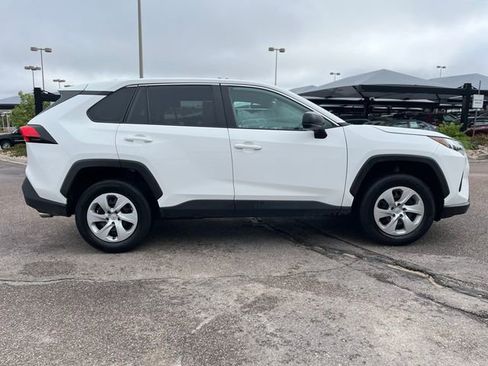 Used 2024 Toyota RAV4 LE image 9