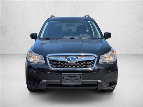 Used 2016 Subaru Forester 2.5i Premium w/ All-Weather Package AWD/4WD image 2