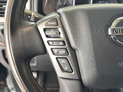 Used 2018 Nissan Titan Platinum Reserve AWD/4WD image 7