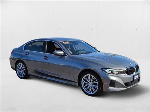 Used 2024 BMW 330i Sedan image 3