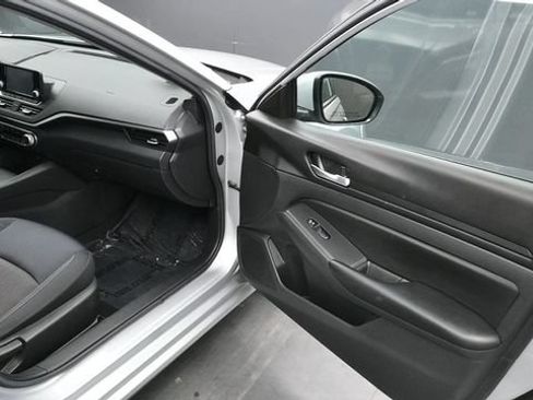 Used 2021 Nissan Altima 2.5 S FWD image 14