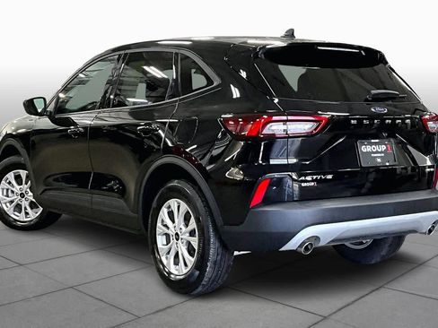 Used 2025 Ford Escape Active w/ Cold Weather Package image 12