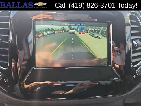 Used 2019 Jeep Compass Latitude FWD image 15