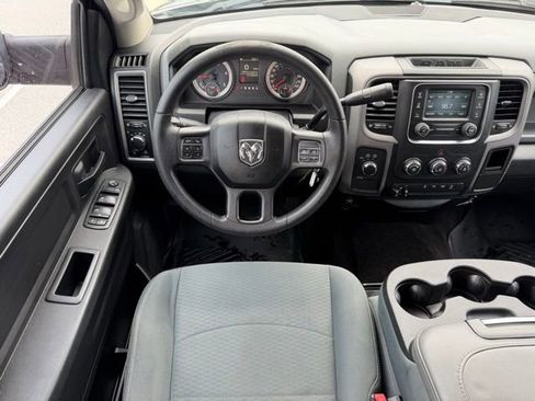 Used 2016 RAM 2500 Tradesman w/ Chrome Appearance Group AWD/4WD image 13