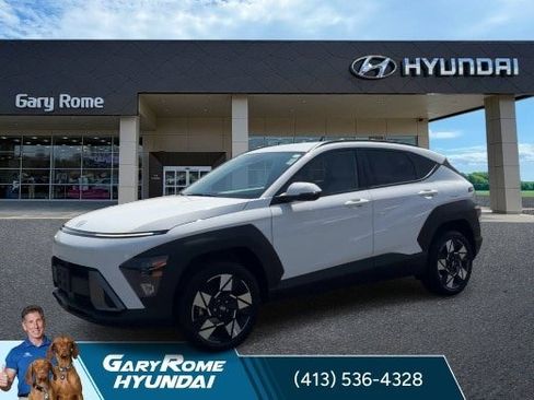 Used 2024 Hyundai Kona SEL w/ Convenience Package AWD/4WD image 4