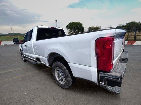 Used 2023 Ford F250 XL w/ XL Driver Assist Package RWD image 4
