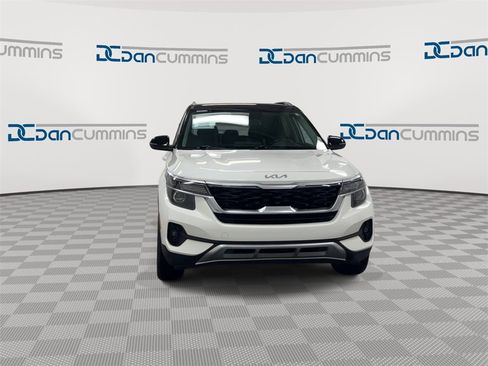 Used 2023 Kia Seltos S image 3