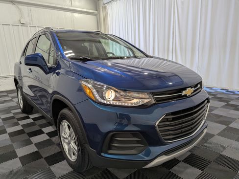 Used 2019 Chevrolet Trax LT w/ LT Convenience Package AWD/4WD image 4
