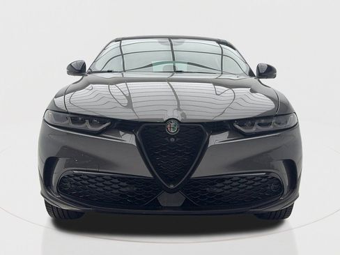 New 2024 Alfa Romeo Tonale Veloce AWD/4WD image 4
