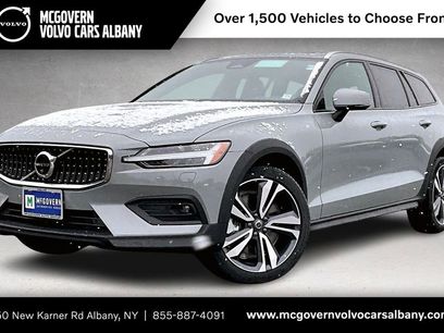 New 2026 Volvo V60 B5 Cross Country Plus w/ Protection Package Premier