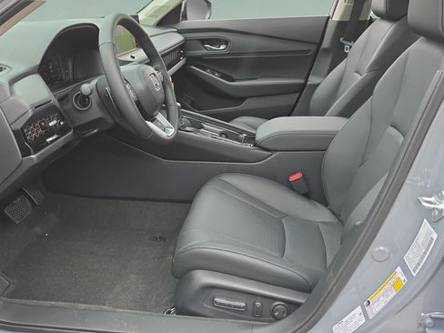 New 2026 Honda Accord Touring image 9