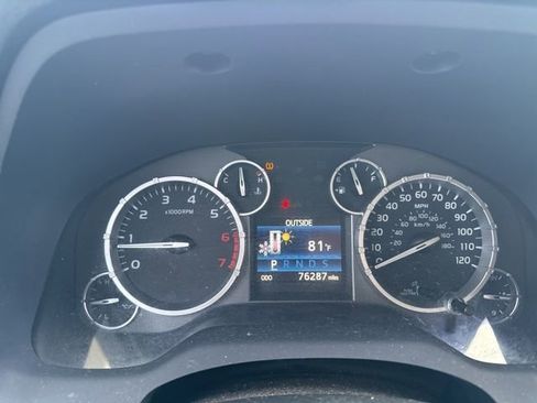 Used 2014 Toyota Tundra Limited w/ Limited Premium Package image 13