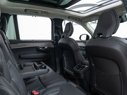 New 2026 Volvo XC90 B6 Ultra w/ Lounge Package image 23