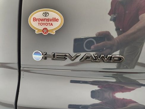 New 2026 Toyota Crown Signia image 23