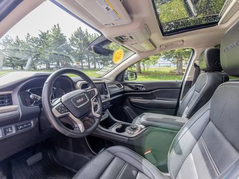 Used 2023 GMC Acadia Denali w/ Black Diamond Edition AWD/4WD image 11