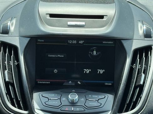 Used 2014 Ford Escape SE w/ Equipment Group 201A image 16