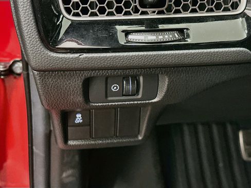 Used 2025 Honda Civic Sport image 17