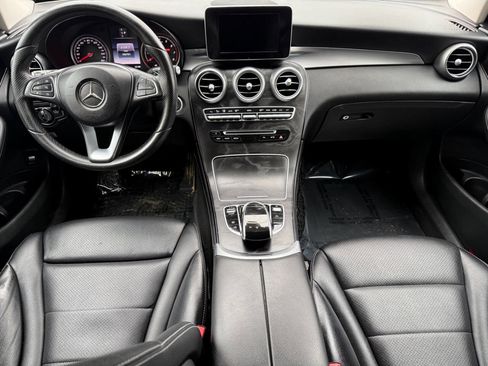 Used 2016 Mercedes-Benz GLC 300 w/ Premium Package image 3