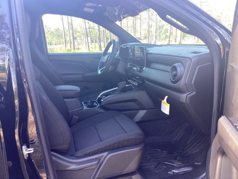 New 2026 Chevrolet Colorado W/T w/ WT Custom Package RWD image 19