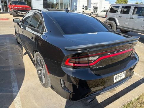 Used 2015 Dodge Charger R/T Scat Pack w/ Technology Group image 4