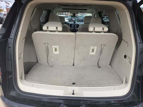 Certified 2022 GMC Acadia Denali w/ Denali Ultimate Package image 21