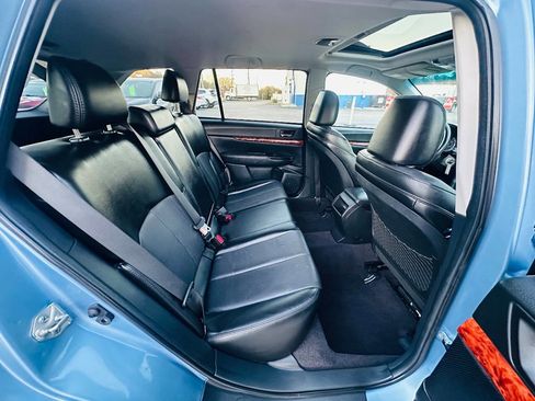 Used 2012 Subaru Outback 3.6R Limited image 22