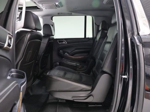 Used 2015 GMC Yukon XL Denali w/ Touring Package AWD/4WD image 32