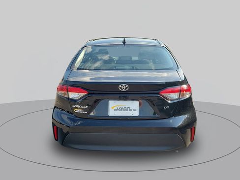 Used 2024 Toyota Corolla LE FWD image 4