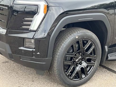 New 2026 GMC Sierra EV Elevation w/ Premium Package image 9