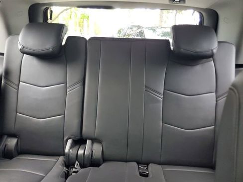 Used 2020 Cadillac Escalade Luxury w/ LPO, Radiant Package RWD image 10
