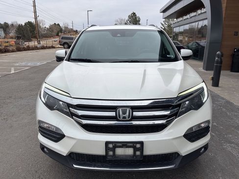 Used 2017 Honda Pilot Touring image 3
