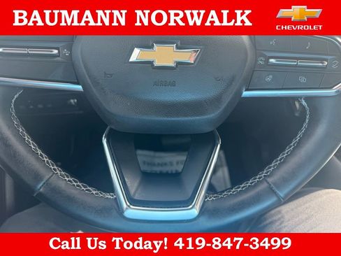Used 2025 Chevrolet Equinox EV LT w/ Convenience Package AWD/4WD image 24