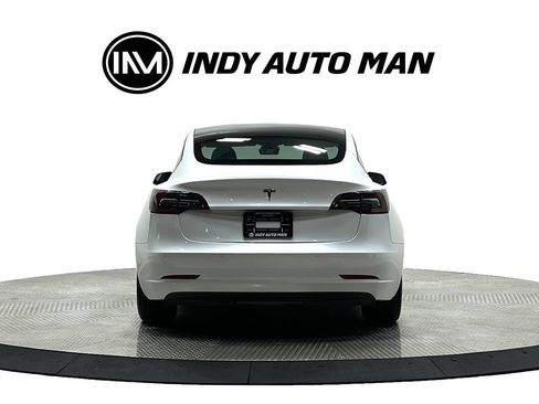 Used 2021 Tesla Model 3 Standard Range Plus RWD image 5