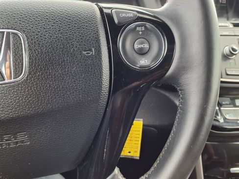 Used 2017 Honda Accord Sport image 17