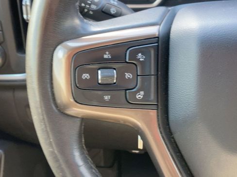 Used 2021 Chevrolet Silverado 1500 High Country w/ Technology Package image 16