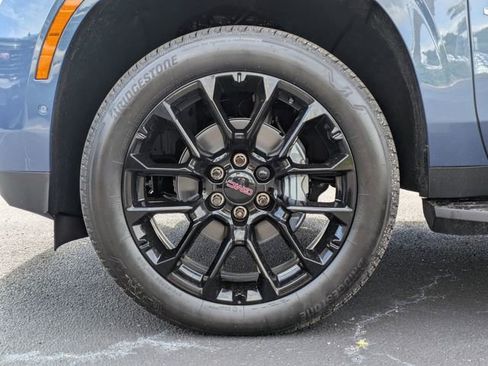 New 2026 GMC Yukon Elevation w/ Elevation Premium Package AWD/4WD image 14