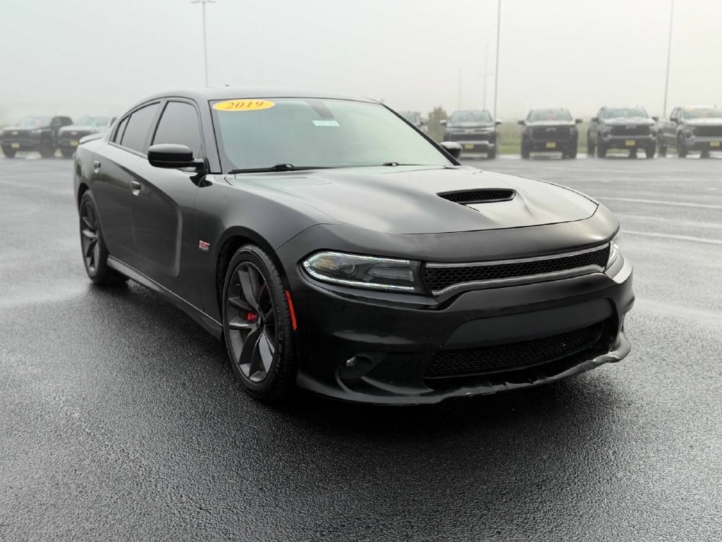 Used 2019 Dodge Charger Scat Pack w/ Plus Group RWD image 4