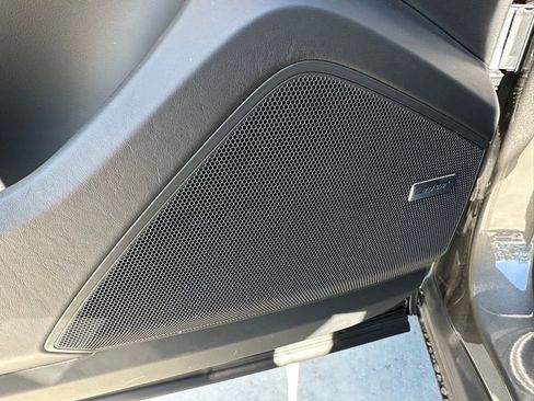 Used 2026 Porsche Cayenne image 21