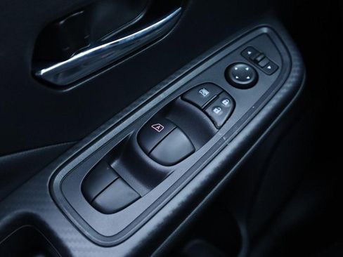 New 2025 Nissan Versa SV w/ Trunk Package image 17