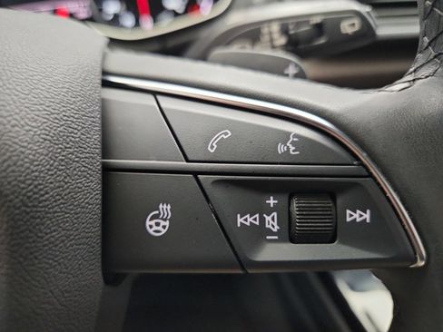 Used 2023 Audi Q5 2.0T Premium w/ Convenience Package image 17