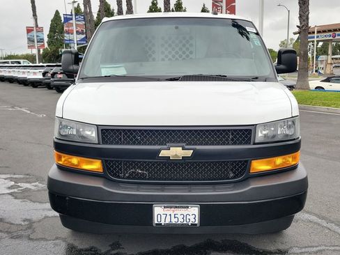 Used 2021 Chevrolet Express 2500 w/ Communications Package RWD image 23