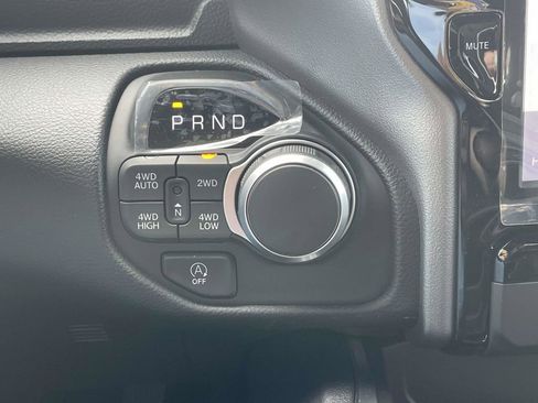 New 2025 RAM 1500 Big Horn image 34