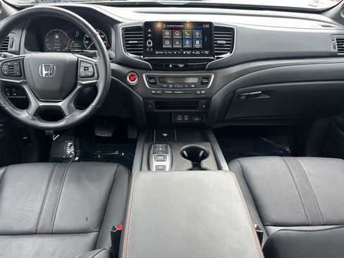 Used 2025 Honda Ridgeline TrailSport image 13