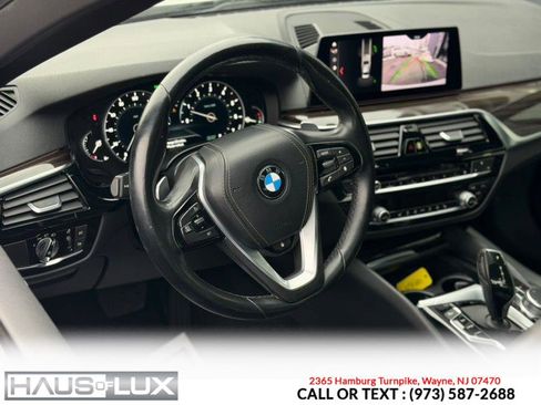 Used 2019 BMW 530i xDrive image 13