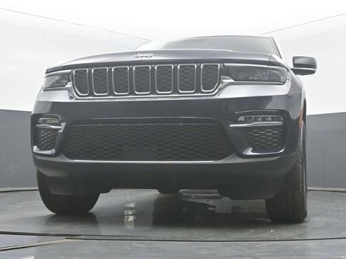 Used 2024 Jeep Grand Cherokee Limited AWD/4WD image 44