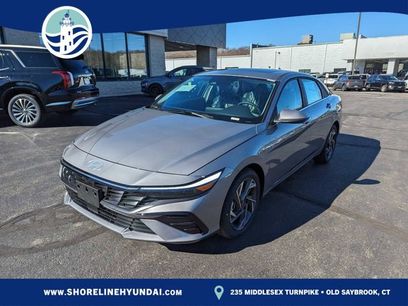 Used 2024 Hyundai Elantra SEL w/ Convenience Package