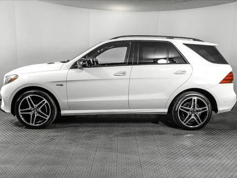 Used 2018 Mercedes-Benz GLE 43 AMG 4MATIC image 3